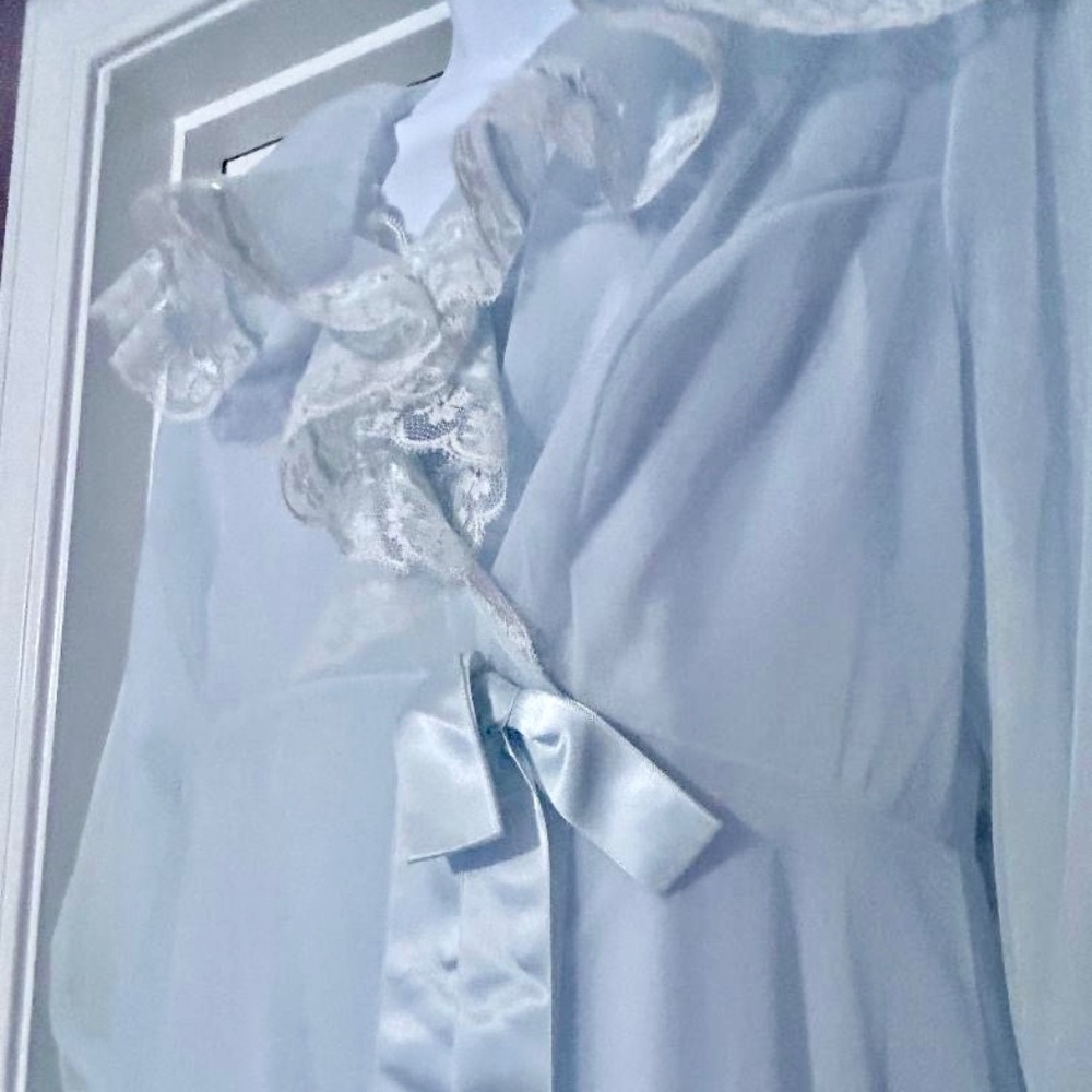 Vintage Shadowline Long Peignoir Set Sz M - Picture 3 of 8